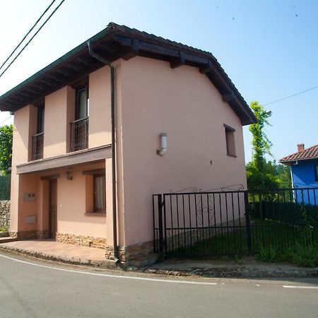 Villa Isabel Pilona Exterior photo