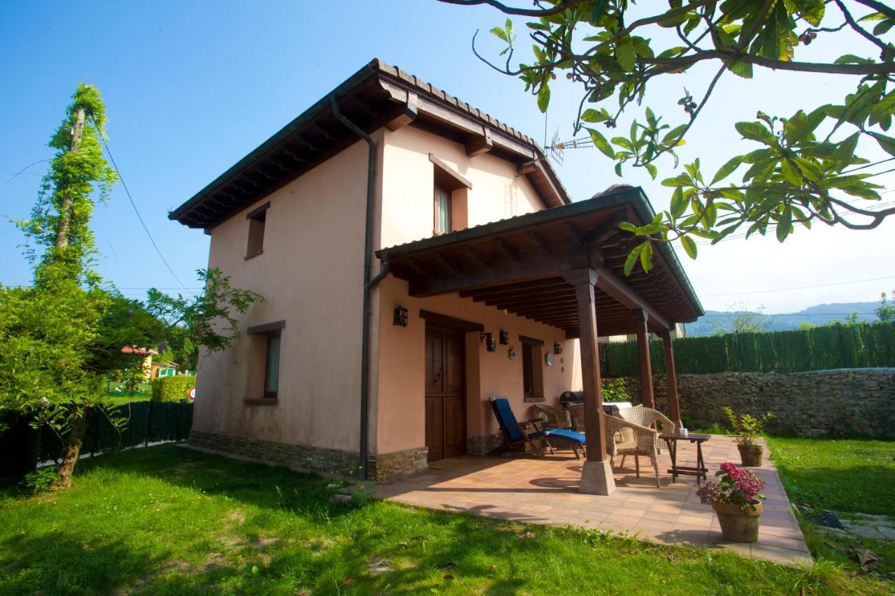 Villa Isabel Pilona Exterior photo