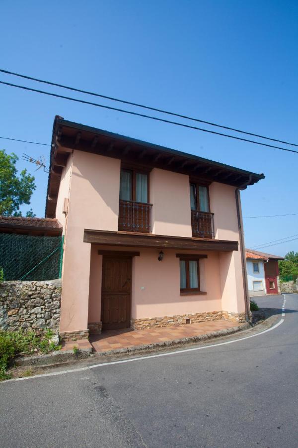 Villa Isabel Pilona Exterior photo